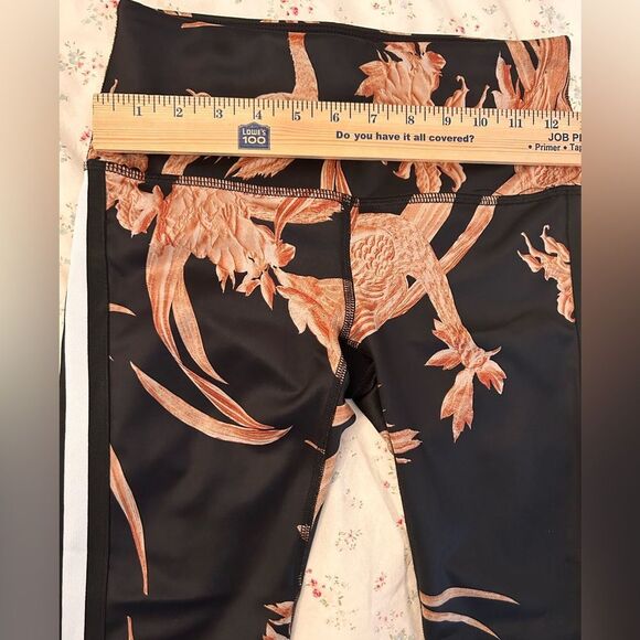 Noli Yoga Siena Legging Size Small EUC - Picture 4 of 7